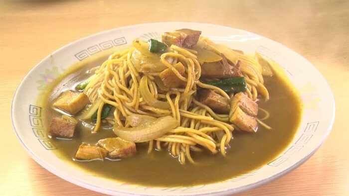 京都 宮津市 中国料理 豚珍館 スパイシーカレー焼そば ウェット