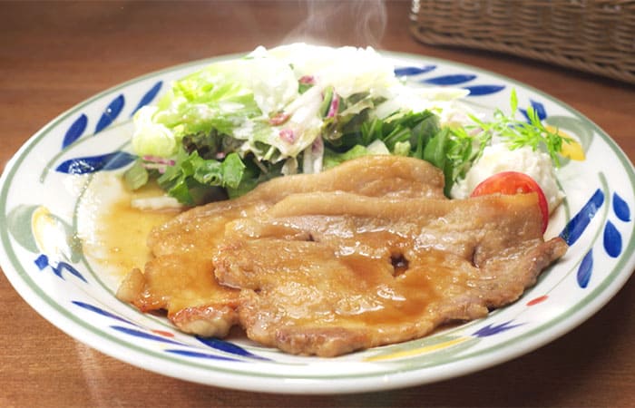 栃木県 那須塩原市 カフェレストラン洋燈 那須軍司豚の生姜焼き