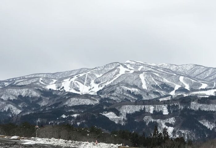 大日ヶ岳 白山 ひるがの高原SA