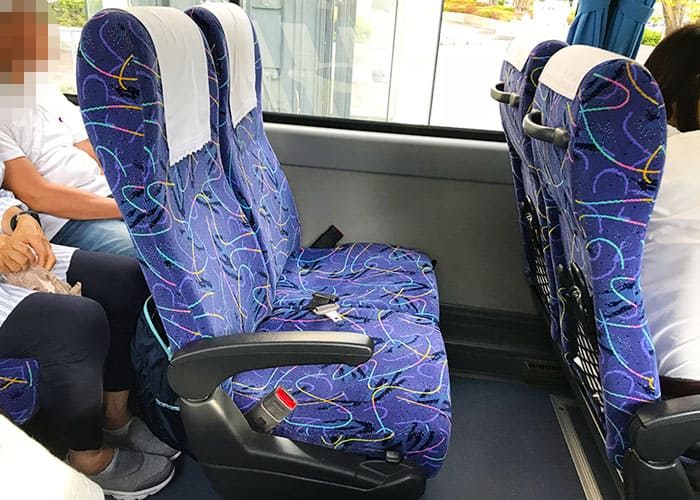 岡山 日帰り バスツアー バス 座席