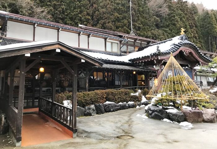 奥飛騨薬師のゆ 本陣 外観