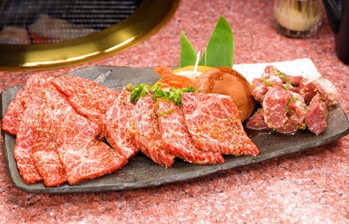 群馬 草津温泉 馬力屋 上州牛イチボ 上州牛ザブトン 上州麦豚ハラミ