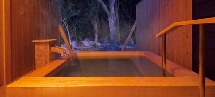 三重 伊勢 千年のしじま 月夜見の座 居待月