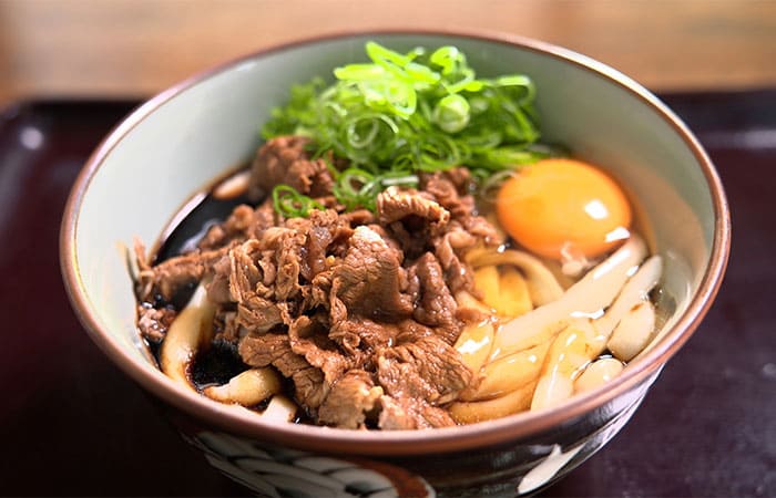 三重 伊勢 ちとせ 肉月見伊勢うどん