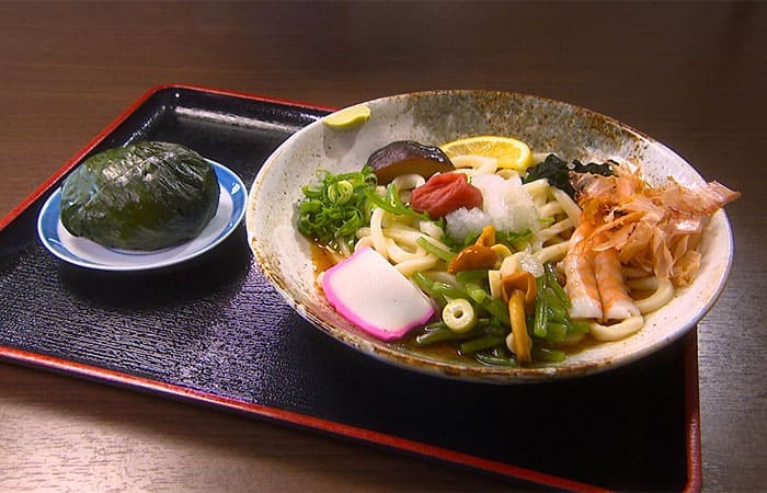 和歌山 熊野本宮大社 お食事 しもじ 本宮店 冷やし古道うどん めはり寿司