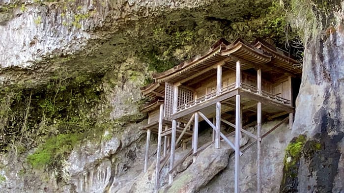 鳥取 三朝町 三徳山三佛寺 投入堂